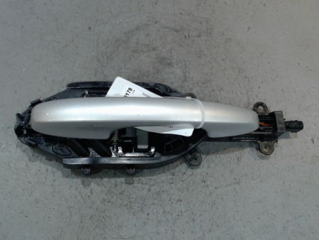 POIGNEE EXTERIEURE PORTE AVANT DROIT FORD FOCUS