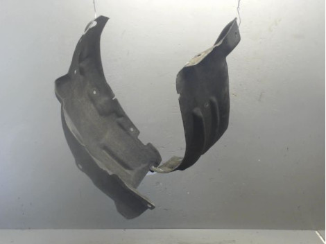 PARE-BOUE AVANT DROIT RENAULT MEGANE