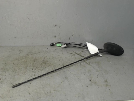ANTENNE RADIO PEUGEOT 206