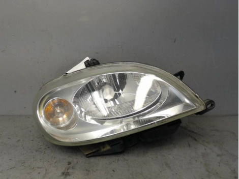 PHARE DROIT CITROEN SAXO