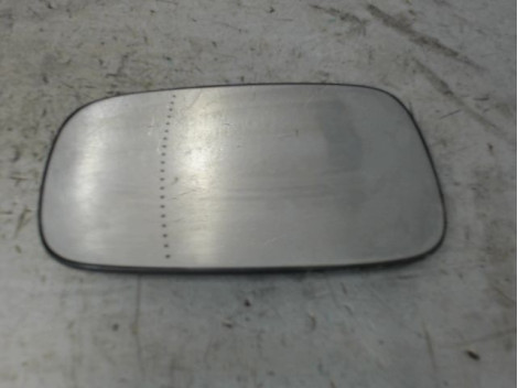 GLACE RETROVISEUR EXT G RENAULT CLIO