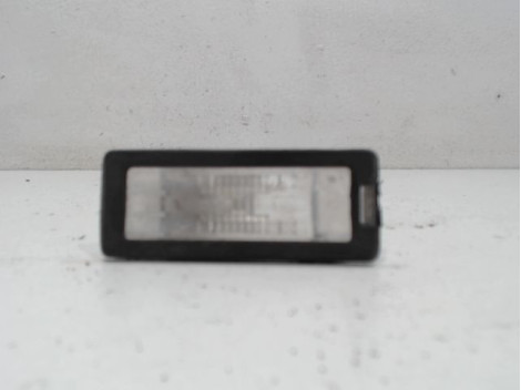ECLAIREUR PLAQUE DE POLICE DROIT RENAULT CLIO