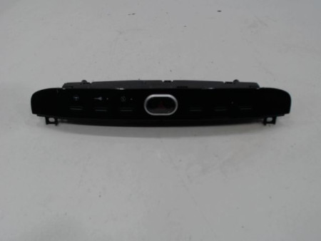 BOUTON DE WARNING FIAT PUNTO