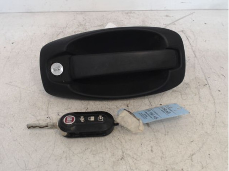 POIGNEE EXTERIEURE PORTE BATTANTE GAUCHE FIAT FIORINO