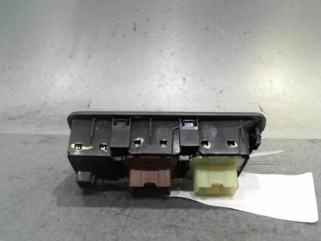 COMMANDE LEVE-GLACE PORTE AVG DACIA LODGY