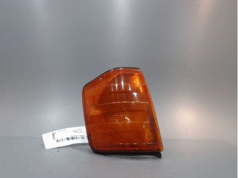 CLIGNOTANT DROIT MERCEDES 190