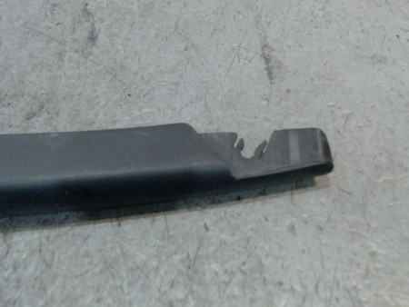 BRAS ESSUIE-GLACE ARRIERE FORD KA