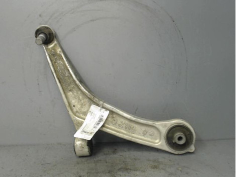 TRIANGLE INFERIEUR AVANT DROIT RENAULT MEGANE-E
