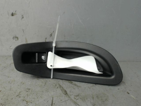COMMANDE LEVE-GLACE PORTE ARG FIAT 500X