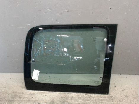 GLACE ARRIERE PANNEAU LATERAL DROIT CITROEN BERLINGO