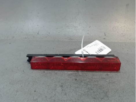 FEUX STOP SUPPLEMENTAIRE FORD FOCUS