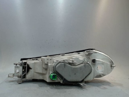 PHARE DROIT FORD MONDEO