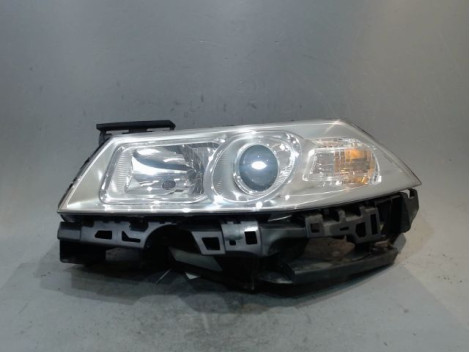PHARE GAUCHE RENAULT MEGANE