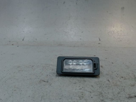 ECLAIREUR PLAQUE DE POLICE GAUCHE FIAT 500X