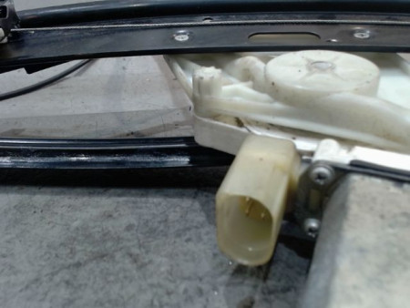 MECANISME+MOTEUR LEVE-GLACE AVANT GAUCHE B.M.W. SERIE 1