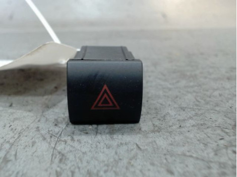 BOUTON DE WARNING ALFA ROMEO GIULIETTA