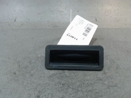 POIGNEE EXTERIEURE HAYON FORD FOCUS