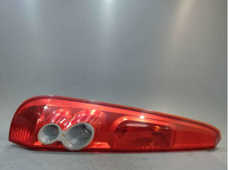 FEU ARRIERE GAUCHE  FORD FIESTA