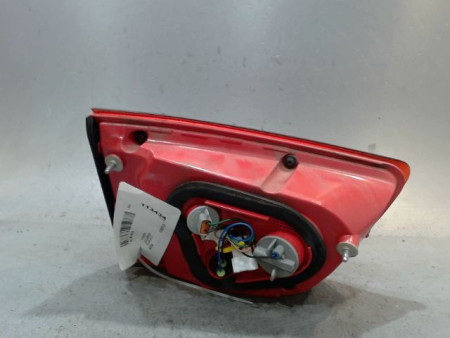 FEU ARRIERE INTERIEUR DROIT KIA RIO