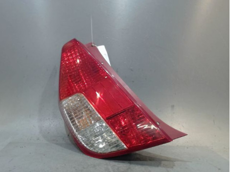 FEU ARRIERE GAUCHE  HYUNDAI I10