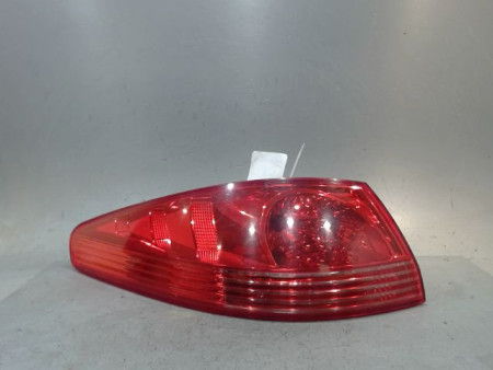 FEU ARRIERE GAUCHE  PEUGEOT 607