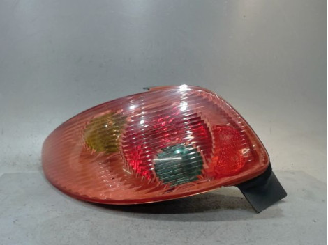 FEU ARRIERE GAUCHE  PEUGEOT 206
