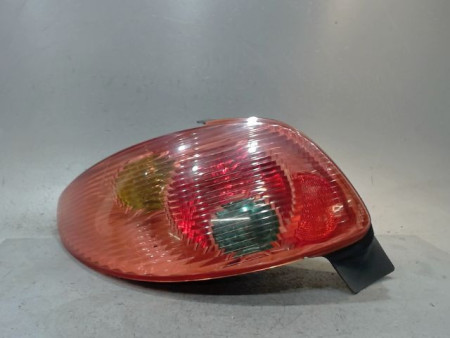 FEU ARRIERE GAUCHE  PEUGEOT 206