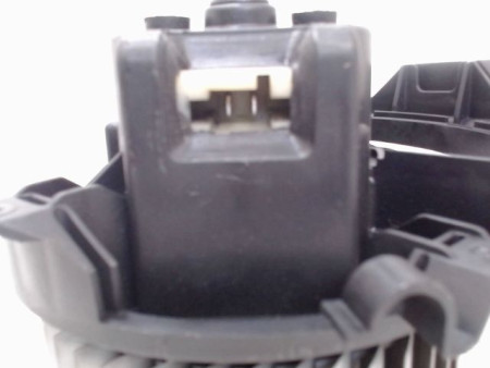 MOTEUR VENTILATEUR CHAUFFAGE OPEL CORSA