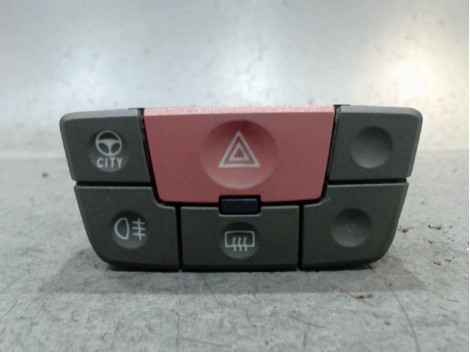 BOUTON DE WARNING FIAT PANDA