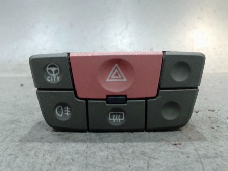 BOUTON DE WARNING FIAT PANDA