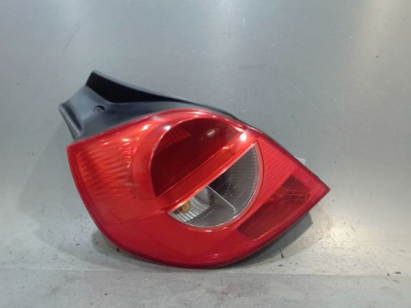 FEU ARRIERE GAUCHE  RENAULT CLIO