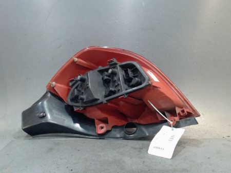 FEU ARRIERE GAUCHE  RENAULT CLIO