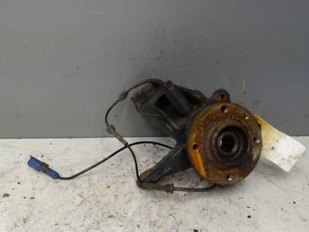 PIVOT AVANT DROIT PEUGEOT 2008