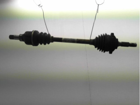 TRANSMISSION AVANT GAUCHE PEUGEOT 206+ 2009- 1.4 i