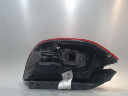 FEU ARRIERE DROIT RENAULT MEGANE