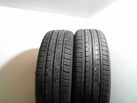 Paire de pneus YOKOHAMA BLUEARTH ES ES32 185 60 15 88 H