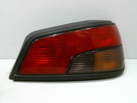 FEU ARRIERE DROIT PEUGEOT 306 97-2001