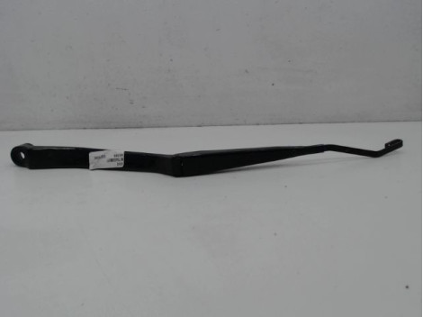 BRAS ESSUIE-GLACE AVANT GAUCHE TOYOTA RAV4