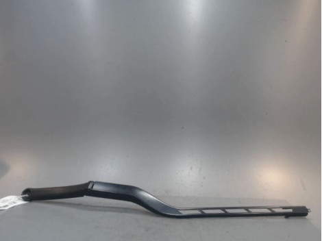 BRAS ESSUIE-GLACE AVANT GAUCHE AUDI A3