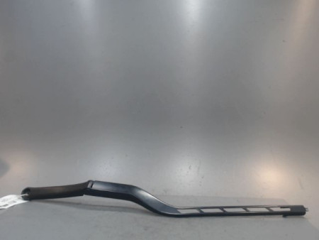 BRAS ESSUIE-GLACE AVANT GAUCHE AUDI A3