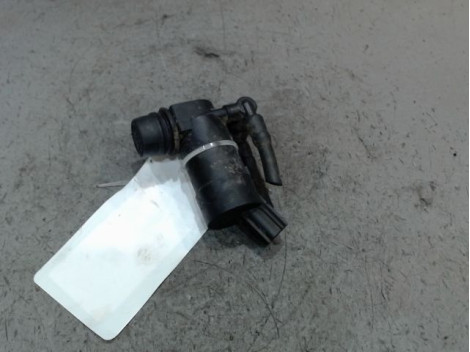 POMPE LAVE-GLACE AVANT FORD C-MAX