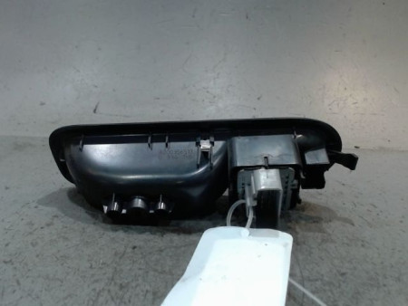 COMMANDE LEVE-GLACE PORTE AVG RENAULT TWINGO