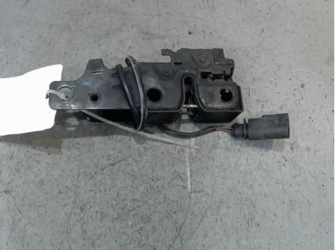 SERRURE CAPOT AUDI A3