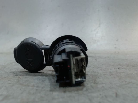 PRISE 12V AV CITROEN BERLINGO