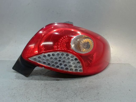 FEU ARRIERE DROIT PEUGEOT 206