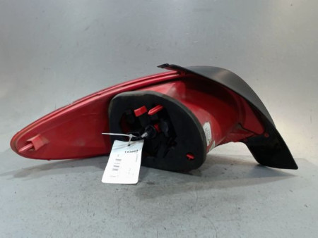 FEU ARRIERE DROIT PEUGEOT 206