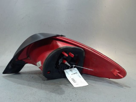 FEU ARRIERE GAUCHE  PEUGEOT 206