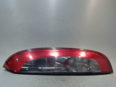 FEU ARRIERE DROIT OPEL CORSA
