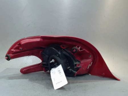 FEU ARRIERE DROIT PEUGEOT 208