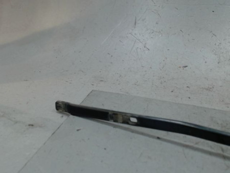 BRAS ESSUIE-GLACE AVANT GAUCHE RENAULT CLIO